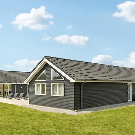 Semesterbostad Nice Home In Grenaa With Sauna